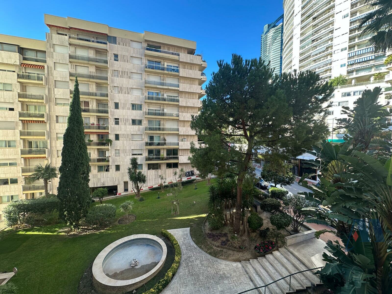 MONOLOCALE - LA ROUSSE -ST ROMAN - 4 / 4