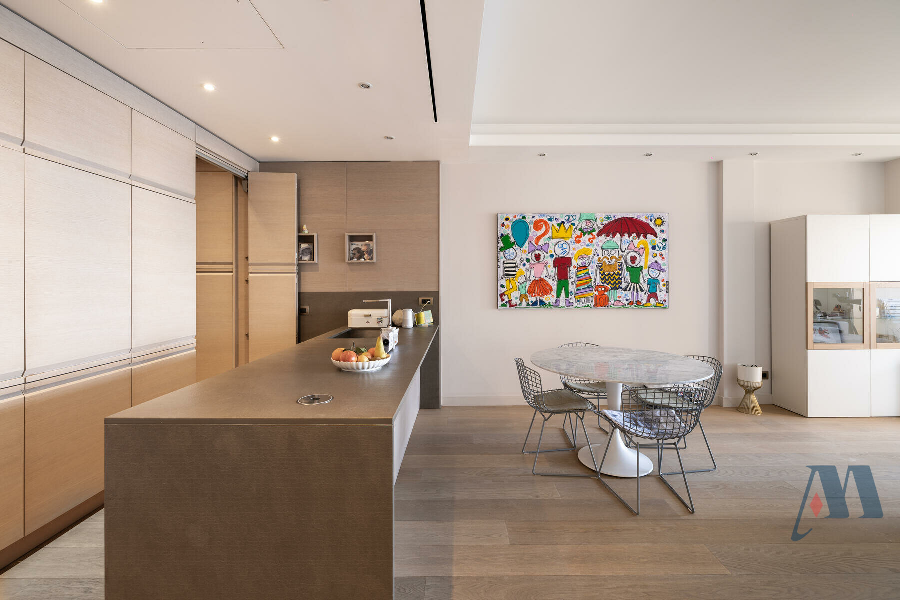 5 ROOM APARTMENT - CARRÉ D'OR - 8 / 23