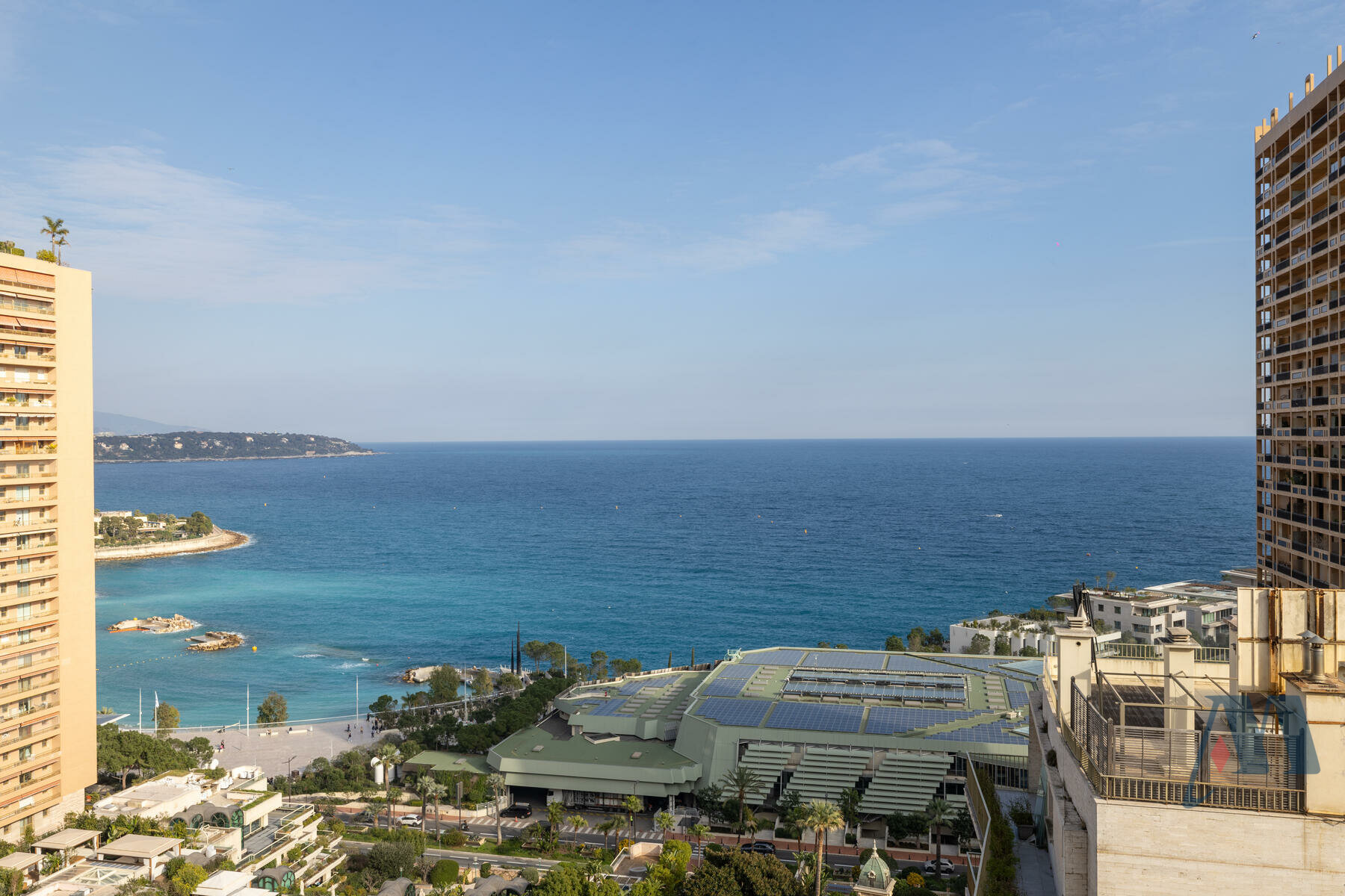 5 ROOM APARTMENT - CARRÉ D'OR - 1 / 23