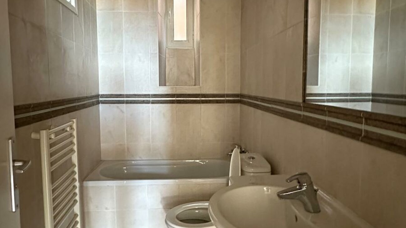 3 ROOM APARTMENT - CONDAMINE - 7 / 8