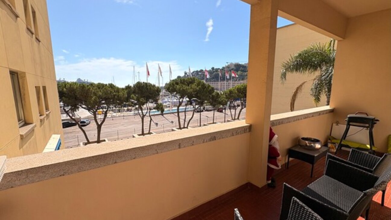 APPARTEMENT 3 PIÈCES - PORT DE MONACO